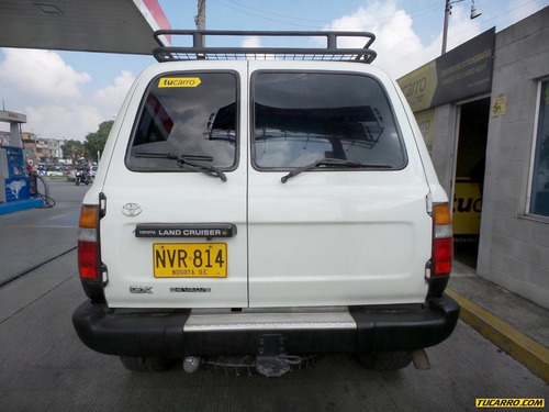 Toyota Land Cruiser Burbuja Gx