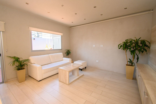 Imagen 18 de 30 de Venta Local Comercial Céntrico Y Casa A Estrenar!