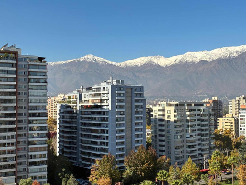 Vendo Departamento Excelente Ubicación En Las Condes.