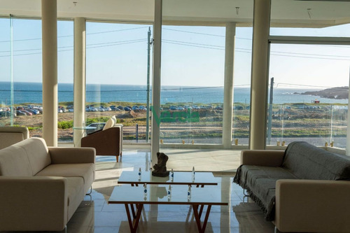 Imagen 13 de 28 de Apartamentos Sobre Playa De Las Grutas En Punta Ballena - Punta Del Este Peninsula
