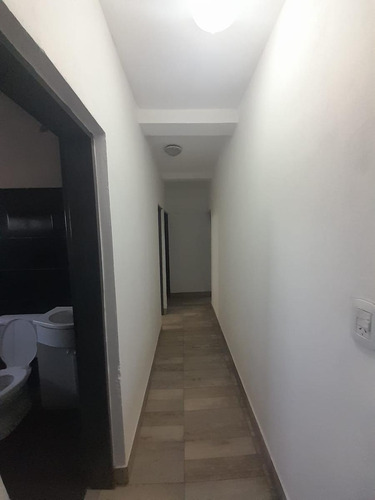 Venta Casa 3 Dormitorios. San Luis, Calle Tomás Jofre