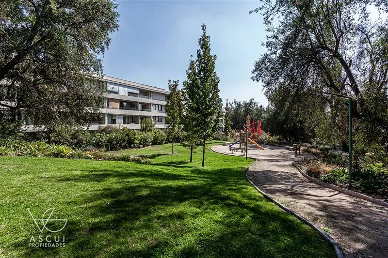 Departamento 2 Dorm. Con Jardín En San Carlos De Apoquindo