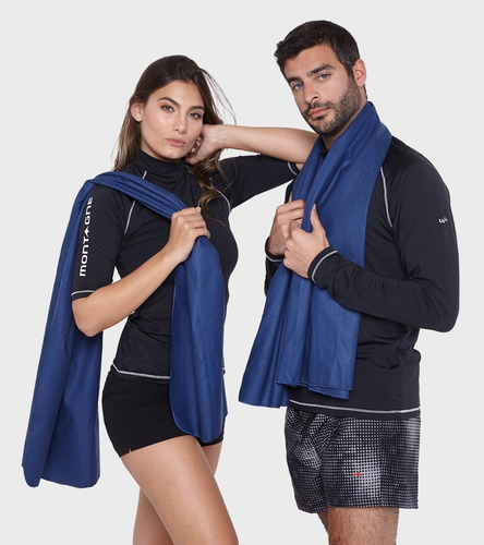 Imagen 3 de 4 de Toallón Secado Rápido Montagne Microfibra Soft Towel Grande