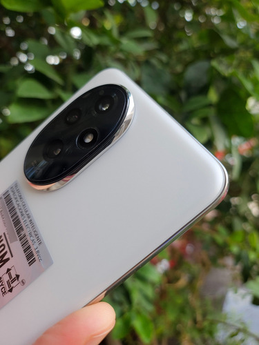 Honor 200 De 256gb Y 8gb + 8gb Libre De Fabirca (dual Sim) Blanco (Usado)