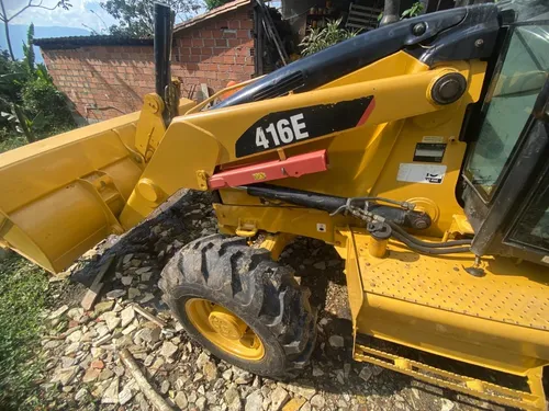 Retroexcavadora Caterpillar 416e Mod 2015