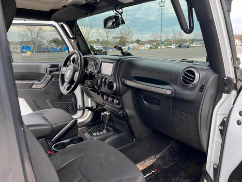 Jeep Wrangler 3.6 Sport 284hp Atx