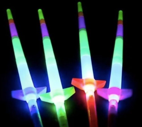 100 Pzas Espadas Retractiles Con Luz Led 4 Colores Fiesta Color