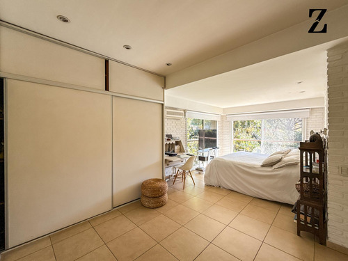 Casa En Venta De 1800 M2 De Lote Y 550 M2 Cubiertos En La Horqueta
