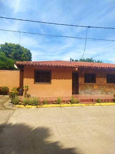 Vendo Casa 130m2 2h/2b/1p El Valle Del Espíritu Santo 3099