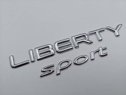 Emblemas Jeep Liberty Sport Letras Cromadas Del 2002 Al 2007