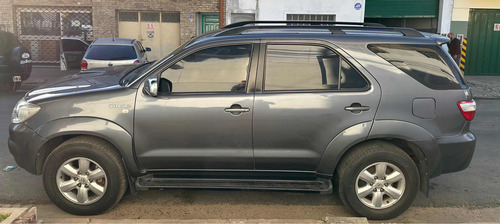 Toyota SW4 3.0 I Srv At C/cuero 4x4 (2009)