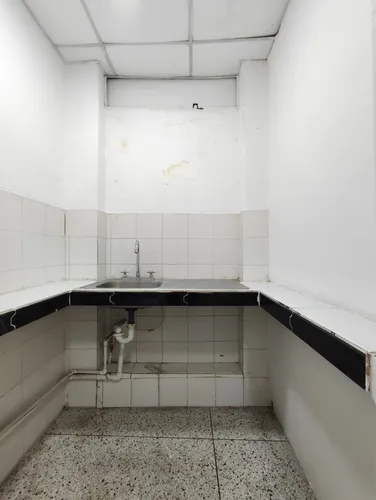 Local En Arriendo En La Ceiba. Cod A29184