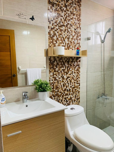Imagen 15 de 19 de Exclusivo Apartamento 3er Nivel Con 3 Habitaciones Secto