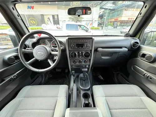 Jeep Wrangler 3.8 Unlimited Sahara 4x4 At