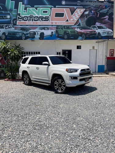Imagen 11 de 13 de Toyota Runner Limited 4x4