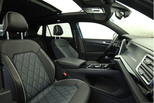 Volkswagen Cross Sport 3.6 Fsi V6 R-Line Auto 4Wd