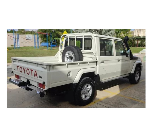 Imagen 6 de 7 de Toyota Land Cruiser
