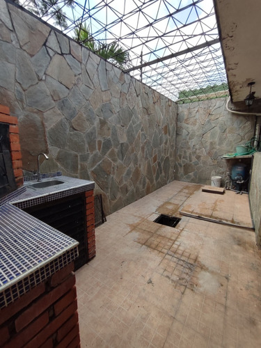 Townhouse En Venta En Naguanagua, Tazajal, Resd Monte Alegre I . 140mts,3hab,planta Electrica 100% Y Mas.. Ag / Yafa