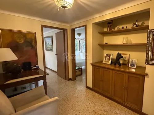 Apartamento En Arriendo En Castropol. Cod A776002
