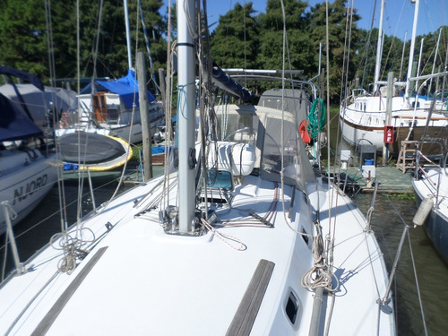 Imagen 3 de 12 de Velero Bramador 34