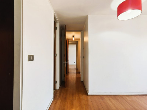 Venta Dublé Almeyda 2d2b1e1b | Ñuñoa - Metro Chile-españa