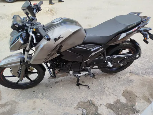 Moto Como Nueva Apache Rtr 160 4v Modelo 2025 Full Inyección