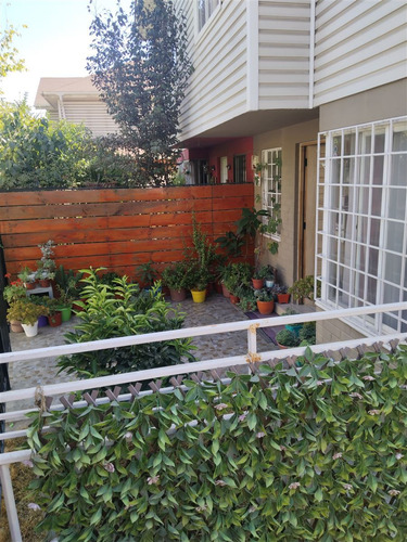 Casa En Venta De 3 Dorm. En Puente Alto