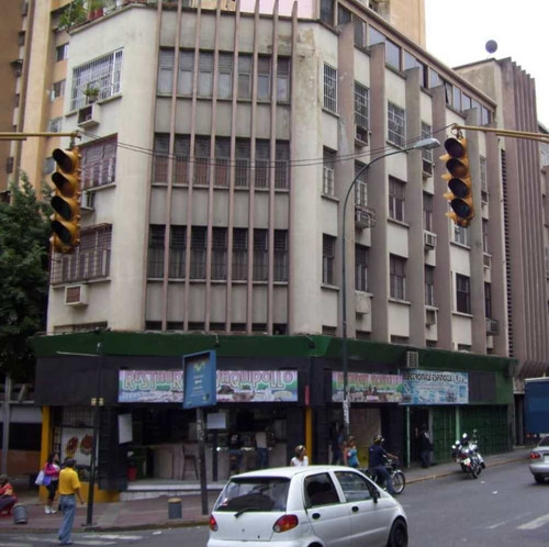 Imagen 16 de 16 de Oficina En Alquiler Centro Al Lado De La Plaza La Concordia Parroquia Santa Teresa 44 Mts