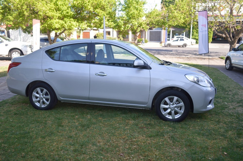 Nissan Versa 1.6 Exclusive At