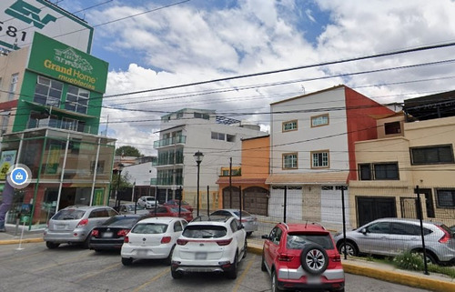 Vendo Casa En Calle Calendula, Col. Xotepingo, Alcaldia Coyoacan, Cdmx. Cercano A Division Del Norte Y Av. Tlalpan A 5 Min Del Centro De Coyoacan.