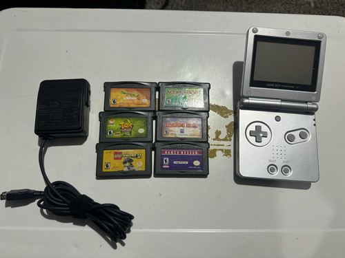 Game Boy Advance Sp Plateado Una Luz Y 6 Juegos Originales