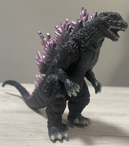 Godzilla Puntas Moradas Movie Monster Bandai 2004 (Usado)