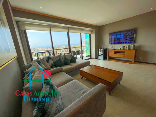 Cad La Isla Emerald F8. Terraza Con Vista A Las Áreas Comunes