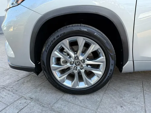 Toyota Highlander 3.5 Limited At
