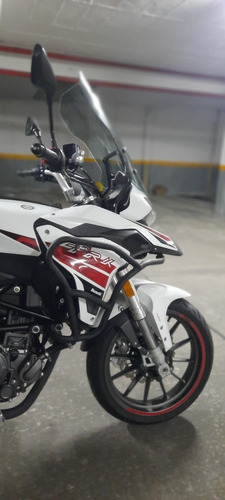 Imagen 2 de 5 de Benelli Trk 251 Con Abs
