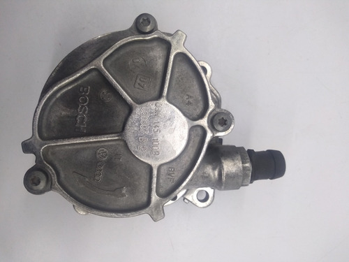 Bomba De Vacío  Touareg Audi Passat 3.6l Cayenne 2004- 2010 