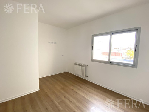 Imagen 20 de 25 de Venta De Departamento Tipo Casa Ph De 3 Ambientes Con Patio, Quincho Y Cochera En Villa Dominico (30140)