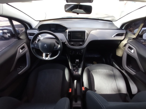 Imagen 10 de 15 de Peugeot 208 1.6 Allure Navegador Tiptronic Año 2016