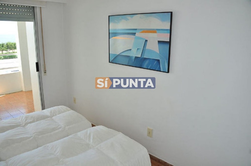 Imagen 8 de 11 de Apartamento En Playa Mansa