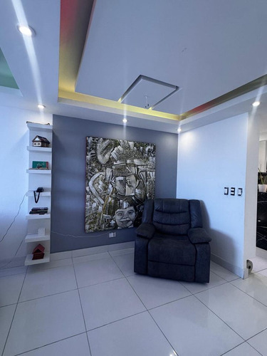 Venta De Apartamento En Torre San Gerónimo ,zona Universitar
