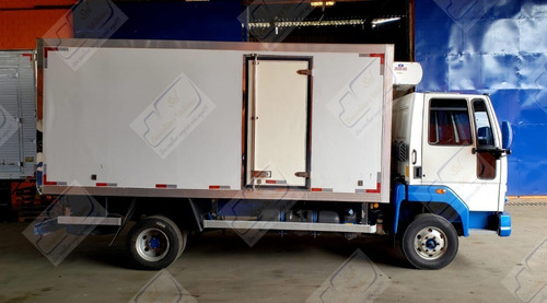 Imagem 4 de 12 de Ford Cargo 1119 - 2015 (baú Thermolander -20°)