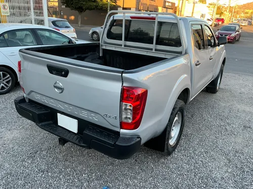 Nissan Frontier 4p DC Diesel L4/2.5/T 4x4 Man