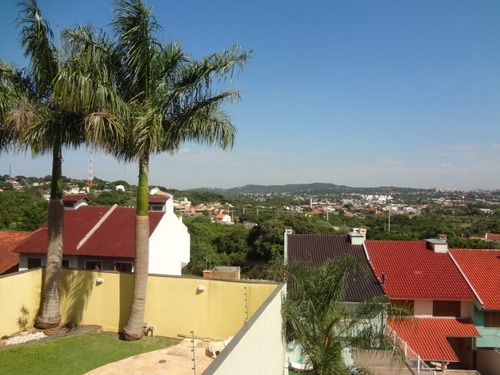 Casa Em Espirito Santo Com 3 Dormitórios - Vz2588