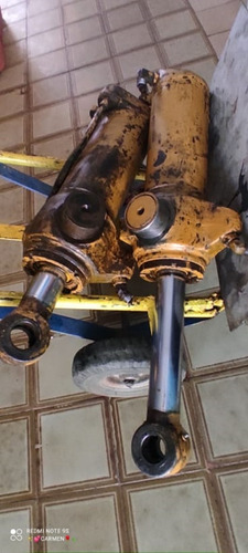 Imagen 8 de 10 de Gatos Hidraulicos Para Retroexcavadora Caterpillar 416b Todo