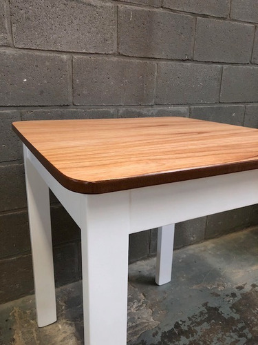 Juego De Comedor Sillas Y Mesa Paraiso Laqueadas Premium