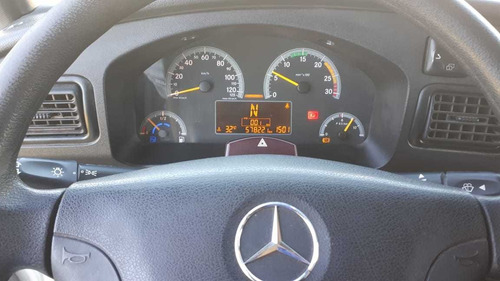 Mercedes-benz 815