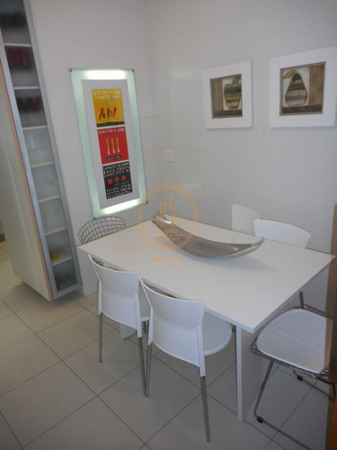 Apartamento Com 3 Dormitório(s) Localizado(a) No Bairro Gonzaga Em Santos / Santos - 5565