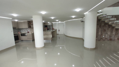 Imagen 12 de 17 de Adriana Castellanos +58 412 6697984 Ofrece Venta De Hermoso Apartamento Duplex En Residencias Iceberg El Rincón Edo. Carabobo Cod. 164797