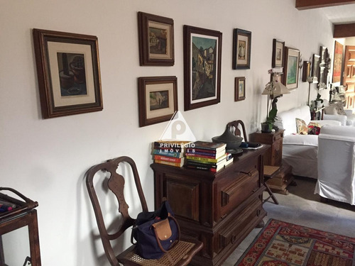 Imagem 4 de 29 de Maravilhosa Casa Em Rua Nobre Da Gávea, Com 5 Quartos, 3 Vagas, Jardim E Linda Área Externa! - 36910