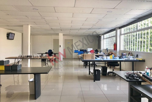 Coacalco: ¡inmueble Versátil Y Bien Ubicado!